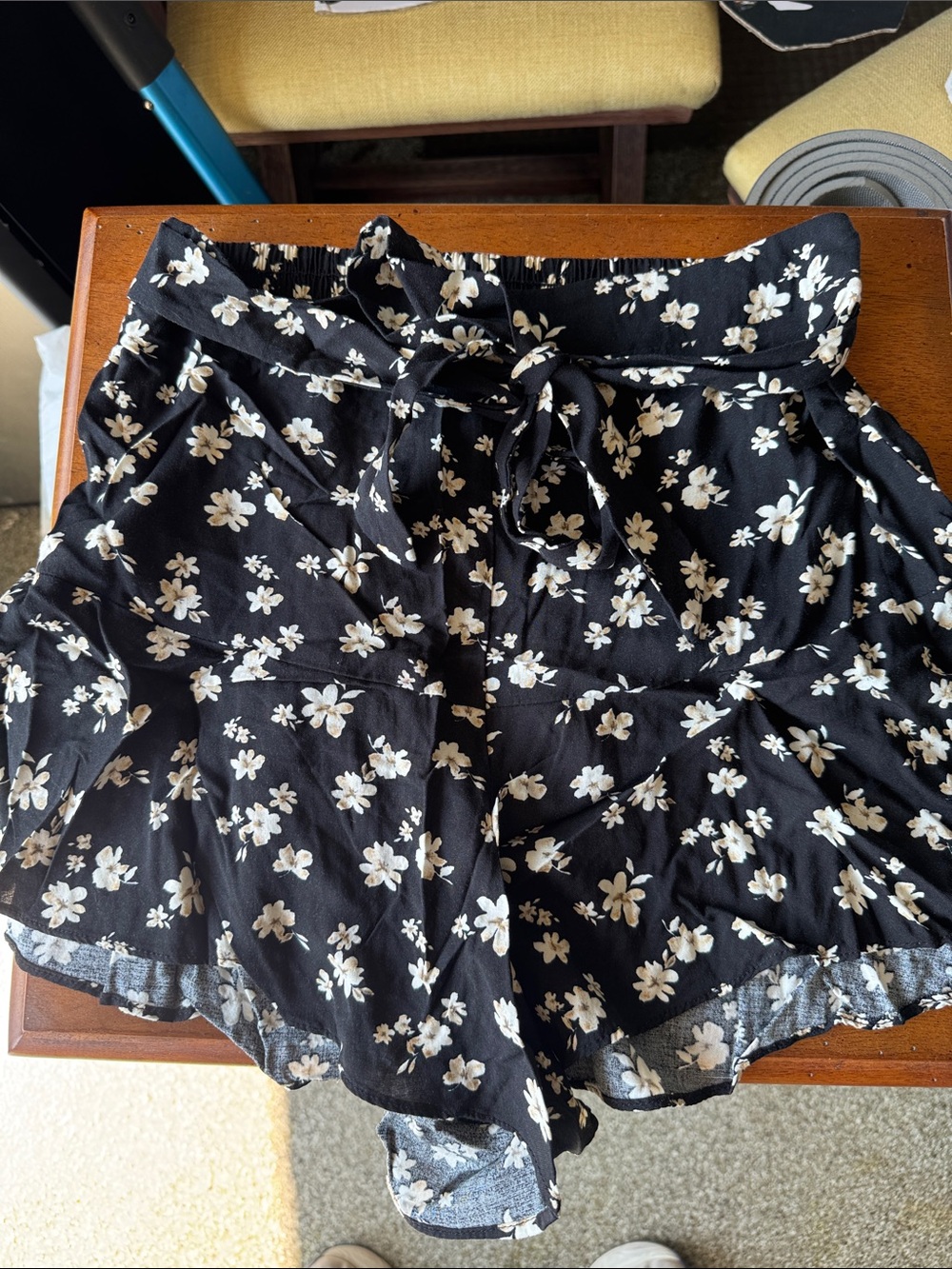 Lush Black Floral Tie-Waist Skort